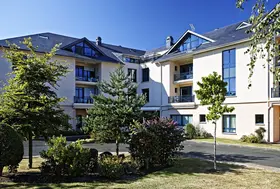 facade residence emeraude granville 50