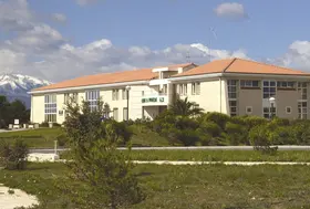 clinique la pinede saint esteve 01 0