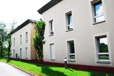 .maison de retraite les fables brasles facade avant