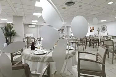 maison de retraite gambetta salle restaurant 69