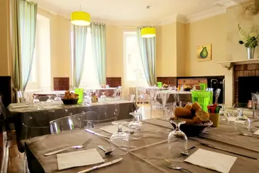 chateau du haut cluzeau salle restaurant 02