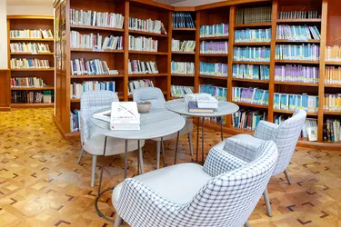 maison de retraite saint remy bibliotheque
