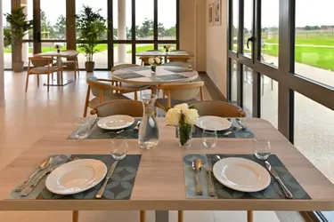 cliniquedessacres restaurant