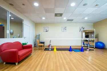 emeis maison de retraite les lys chesnay rocquencourt kinesitherapie