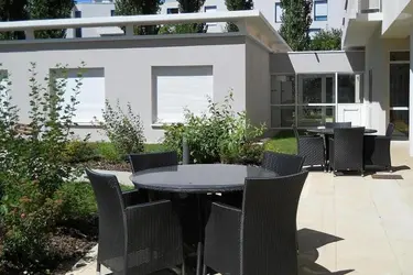 maison de retraite les jardins de chartres 01