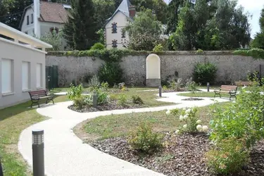 maison de retraite les jardins de chartres 03