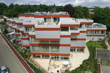 maison de retraite les lys rocquencourt 02