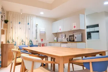 maison de retraite les pastoureaux salle adj