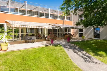 residence leclosdetrechy jardin 1