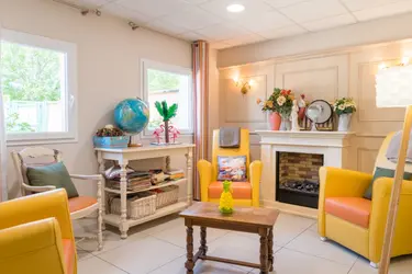 residence leclosdetrechy salon